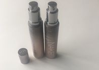 Verpackende kosmetische Plastikbehälter mit der luftlose Pumpen-Aluminierungssperre lamelliert